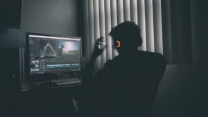 How To Choose The Right Video Editor For Your Needs